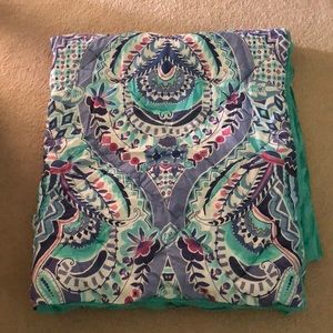 Patterned Comforter